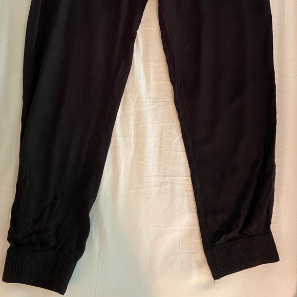 Aritzia Pant - Picture 3 of 3